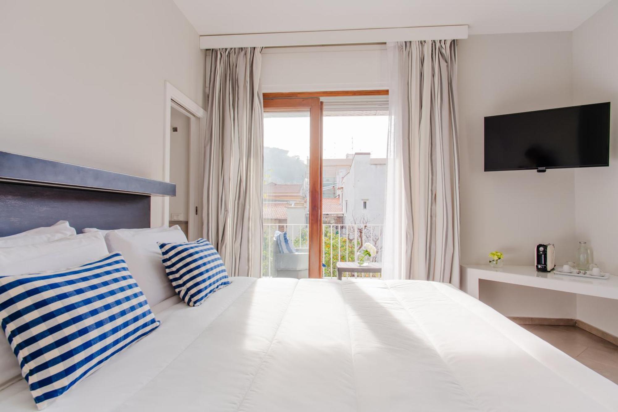 Palazzo Gargiulo Luxury Rooms & Suites Sorrento Luaran gambar