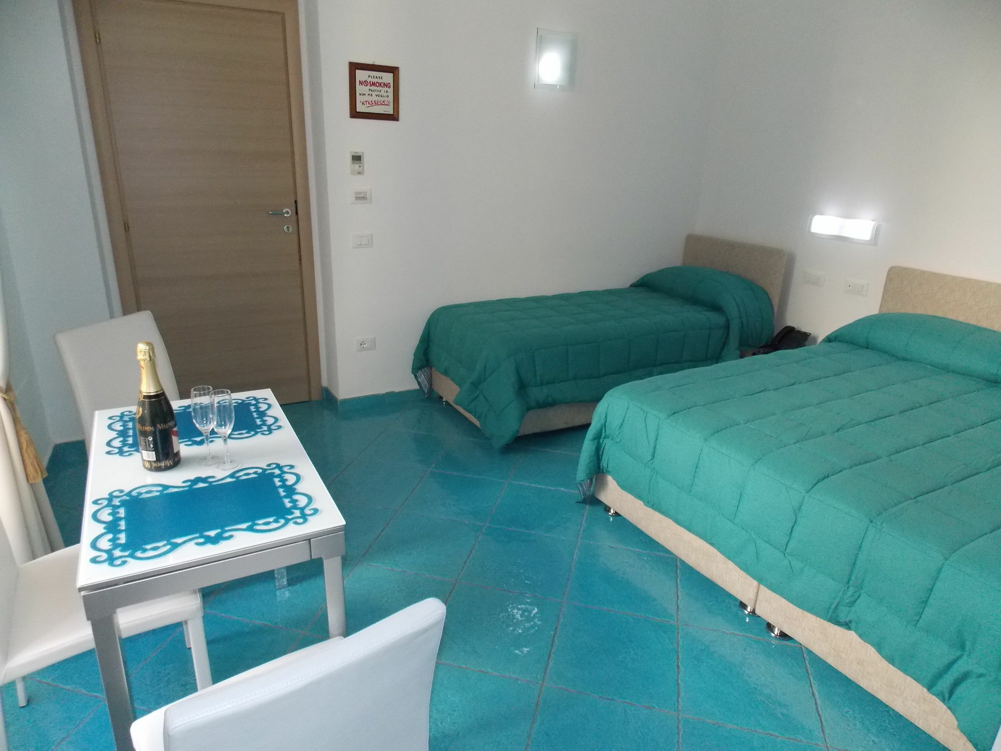 Palazzo Gargiulo Luxury Rooms & Suites Sorrento Luaran gambar